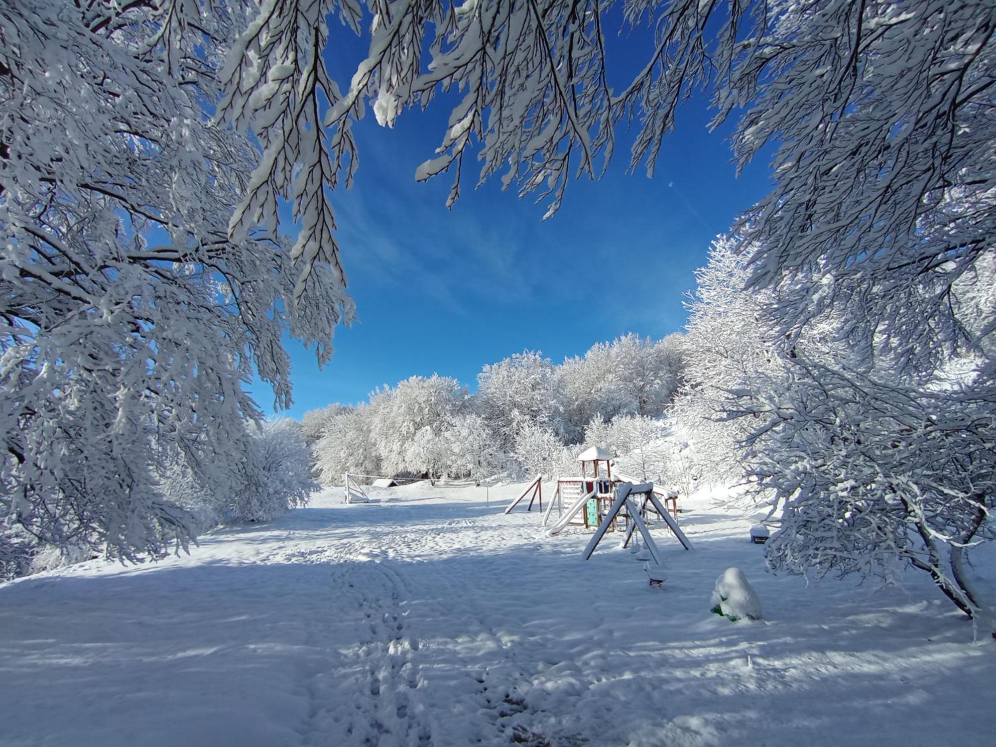 Plitvice Green Apartment พลิตวิชกา เยเซรา ภายนอก รูปภาพ